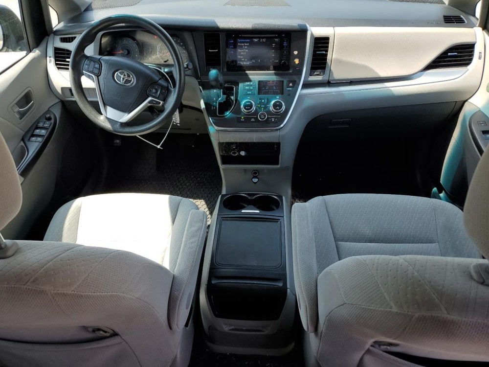 Used A/C Selector Switch fits: 2017 Toyota Sienna automatic temperature control