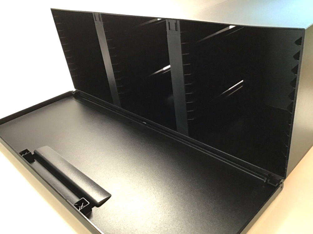 ALPHA 33 CD PLASTIC STORAGE CASE