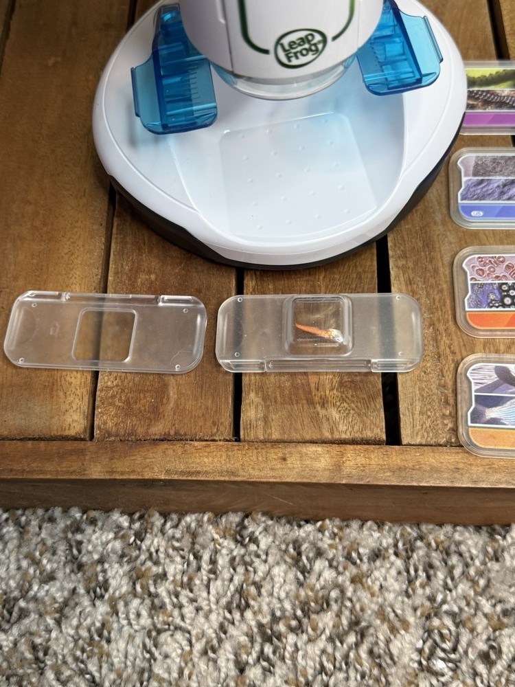 LeapFrog Magic Adventures Microscope with Bonus Slides & Blanks WORKING