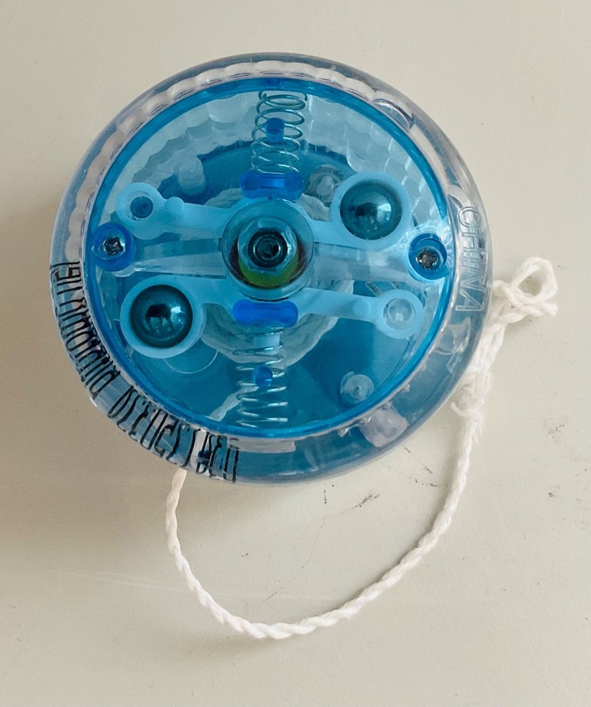 NEW Transparent Translucent Responsive Light-Up Yo-Yo