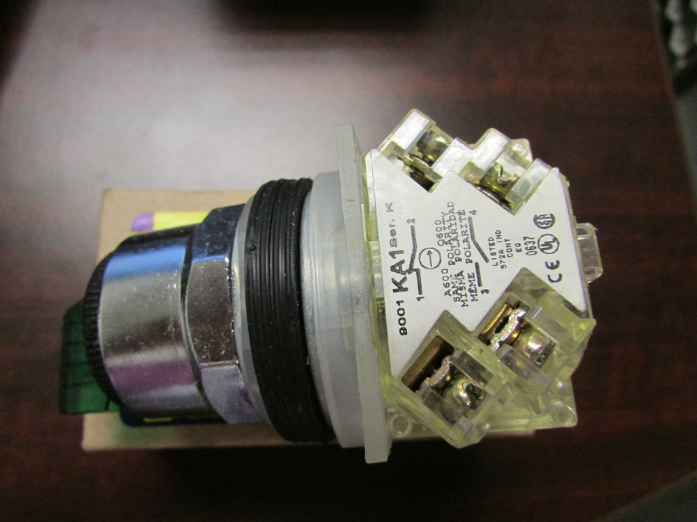 Square D Telemecanique 9001KS52GH2 Selector Switch