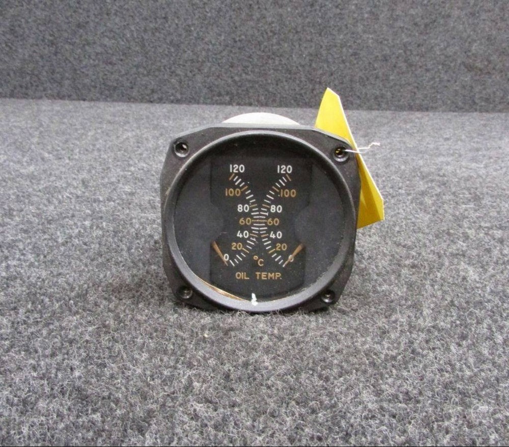 77B8 Lewis Engine Oil Temperature Indicator (12/24V)
