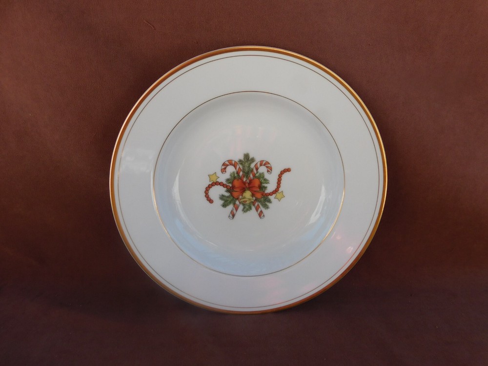 St Nicholas 9" Round Soup Bowl Fitz & Floyd