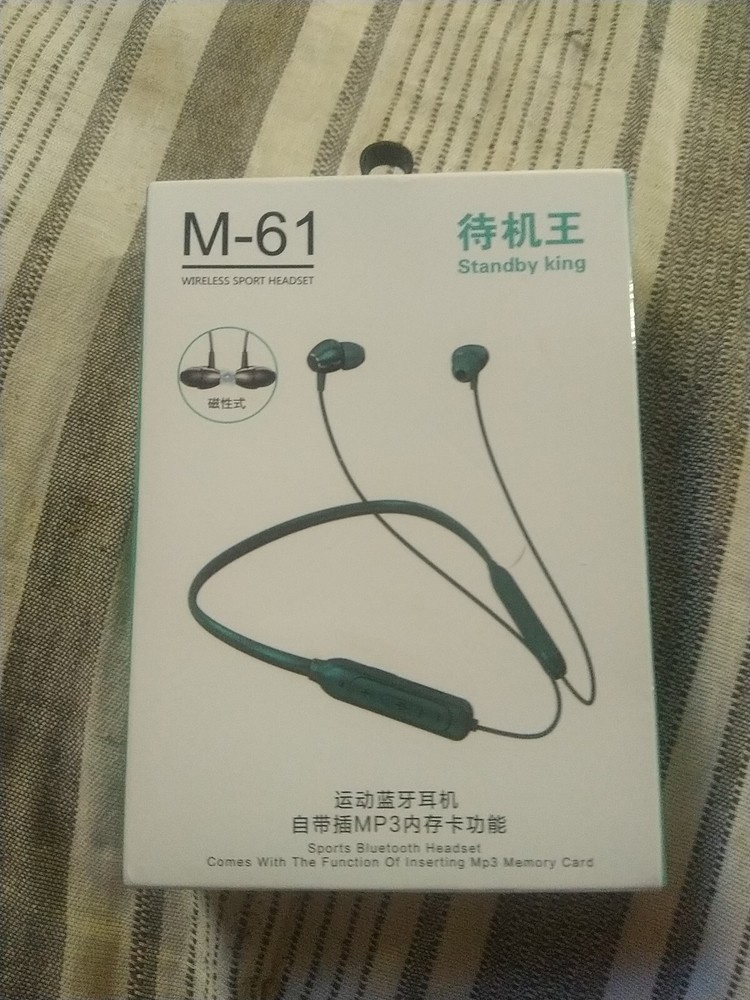 Neckband headphones bluetooth wireless
