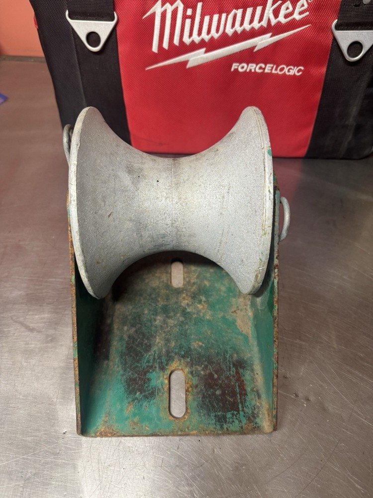 Greenlee 658 Tray Type Sheave