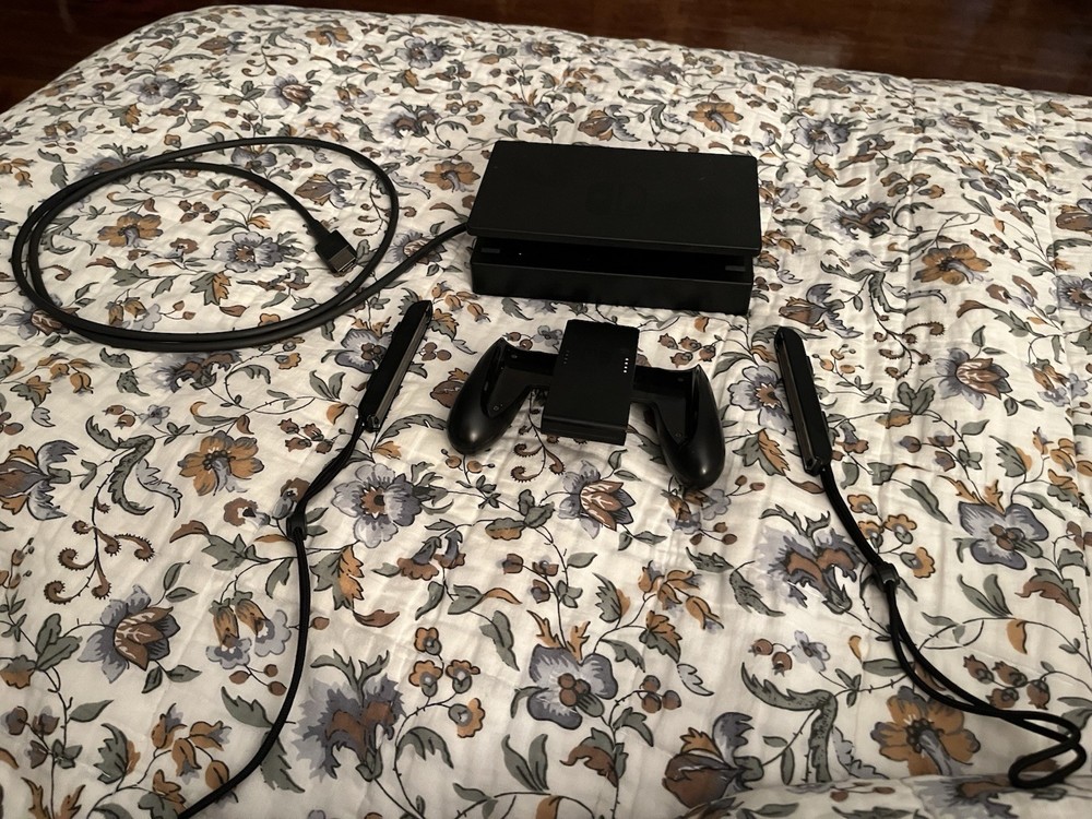Nintendo Switch Dock, Controller Grip, Joy-Con Straps & HDMI Cable Bundle