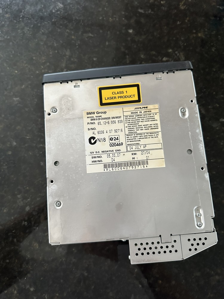 BMW E60 E61 E63 E64 CD Changer Head Unit With Cartridge 9131850