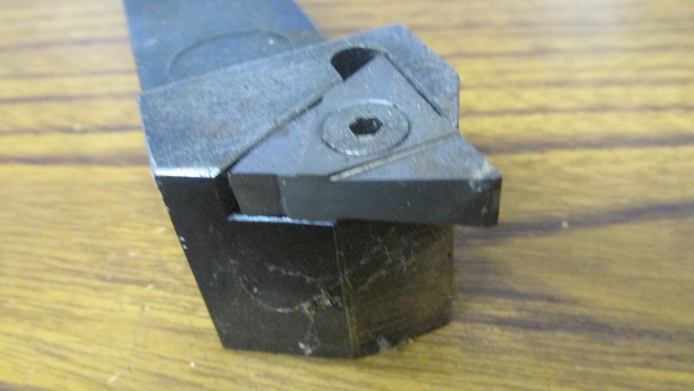 Valenite 1-1/4" Square Modified 1.0" Shank Lathe Tool SD-TML-85-5 w/Insert