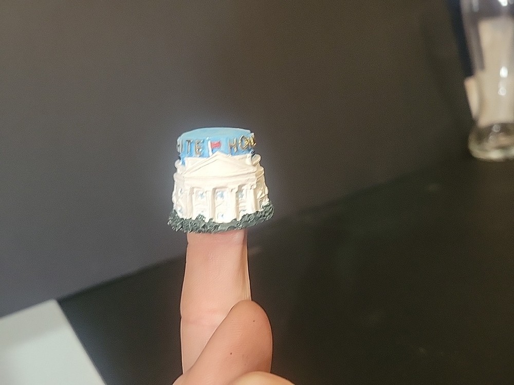 2 PC Washington DC Souvenirs Thimble Sewing Set
