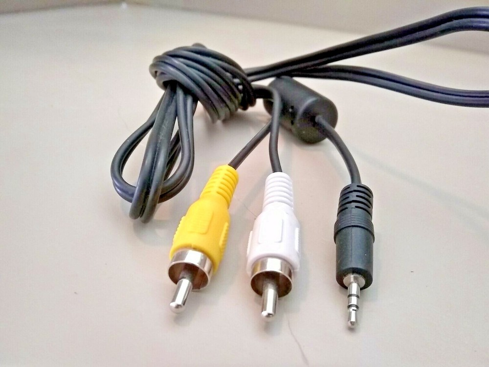 3 RCA CABLES