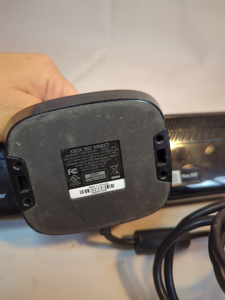 OEM Xbox 360 Kinect Sensor And Cables C4