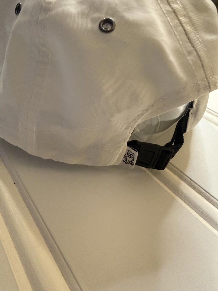 White Baseball Cap with 'I LOVE DOGS' Embossed Patch