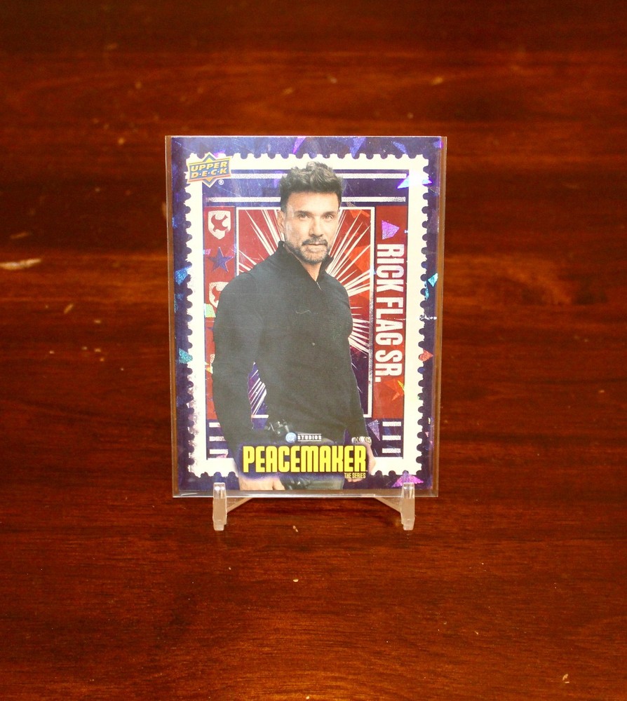 SDCC 2025 DC PEACEMAKER RICK FLAG SR RAINBOW HOLO