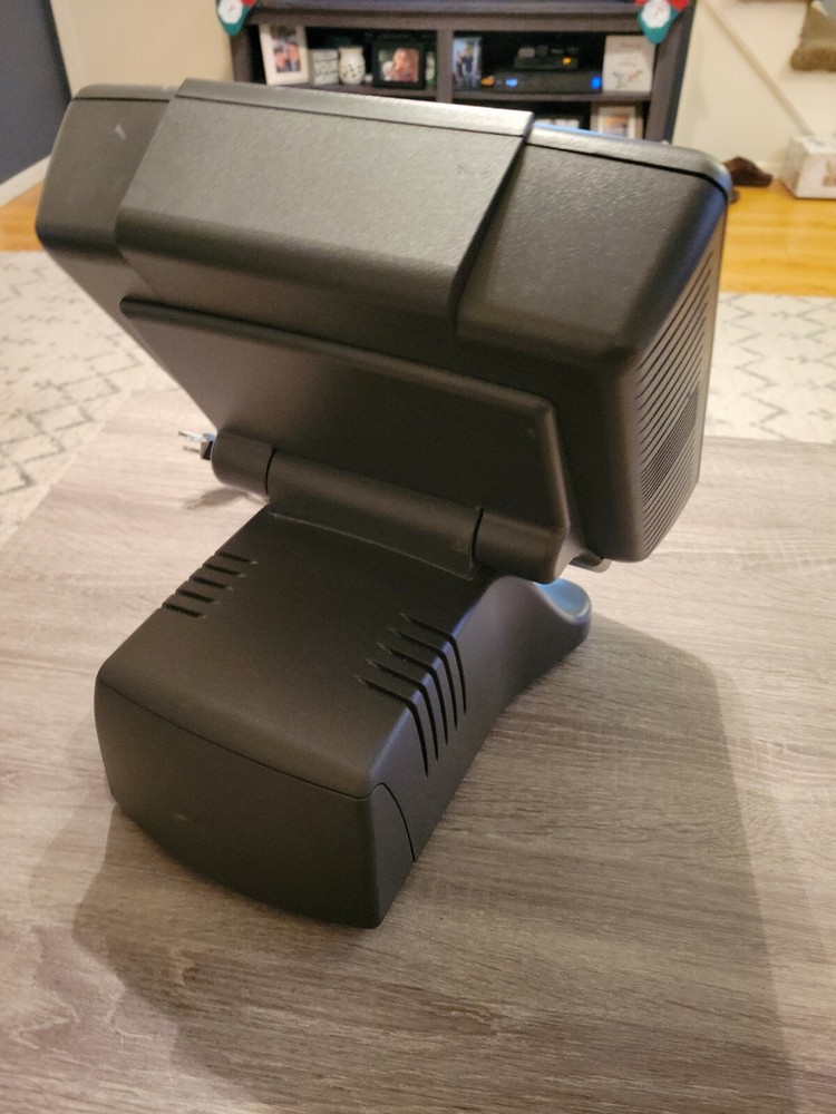 RADIANT Systems TouchScreen POS Terminal P1220-1022-BA