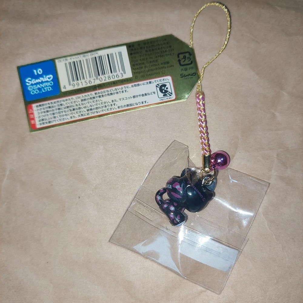 Hello Kitty Osaka Gal Netsuke Strap Used