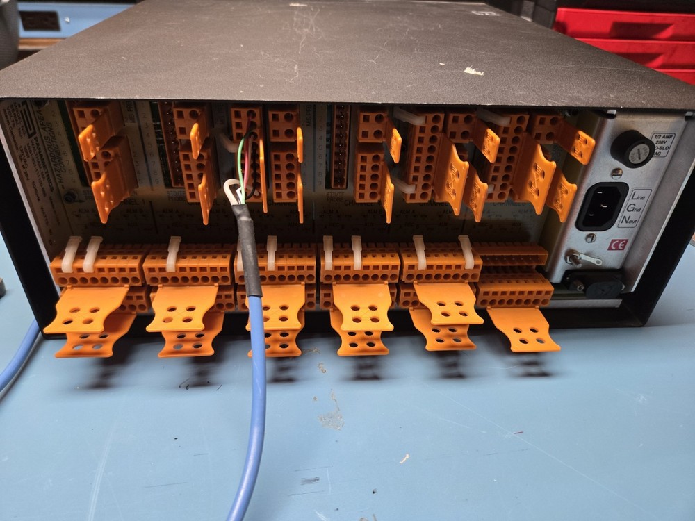 Panametrics moisture analyzer MIS1-321-111100-600