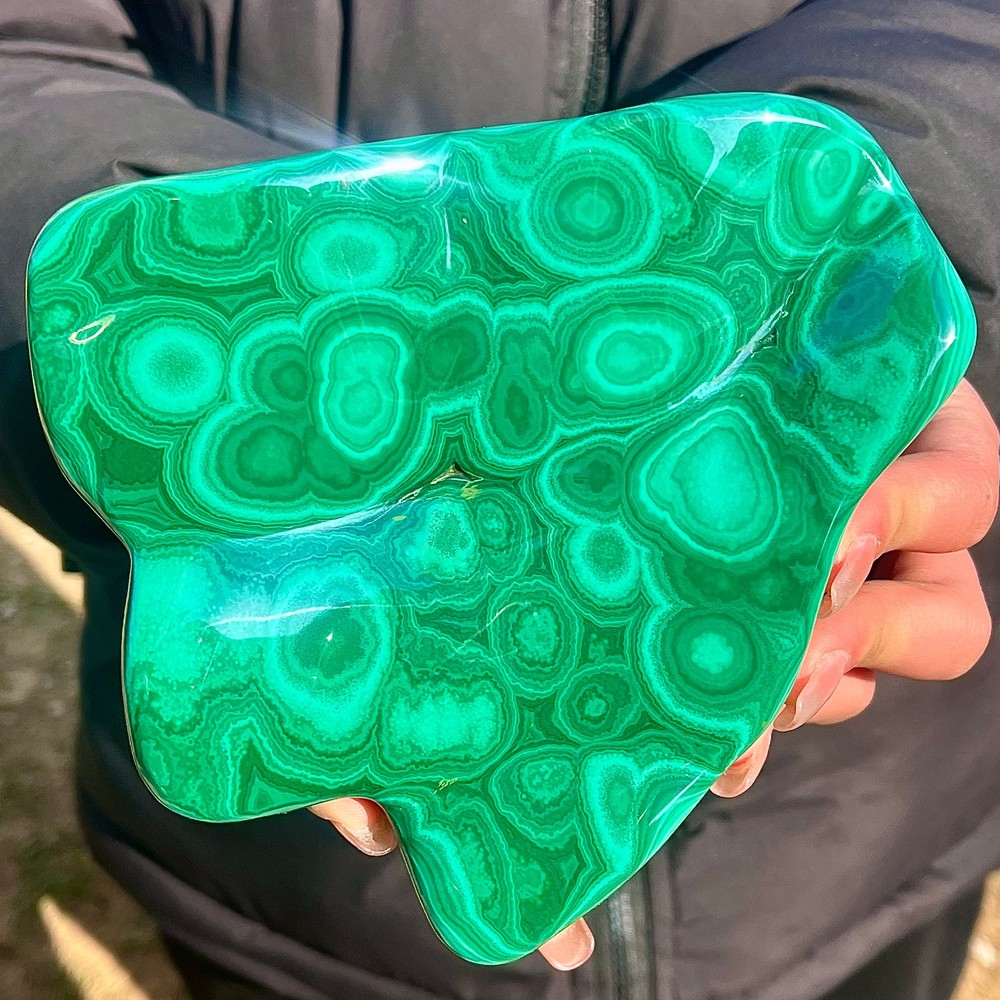 3.19LB Glossy peacock stone random transparent cluster coarse sample