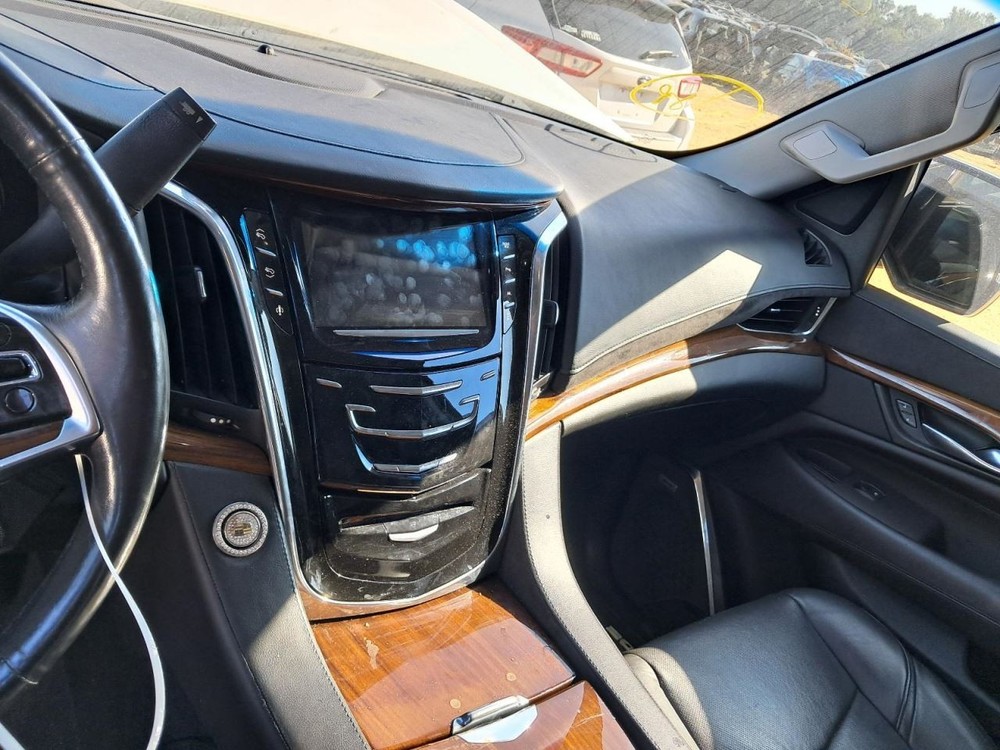 ESCALAESV 2016 Glove Box 4784424