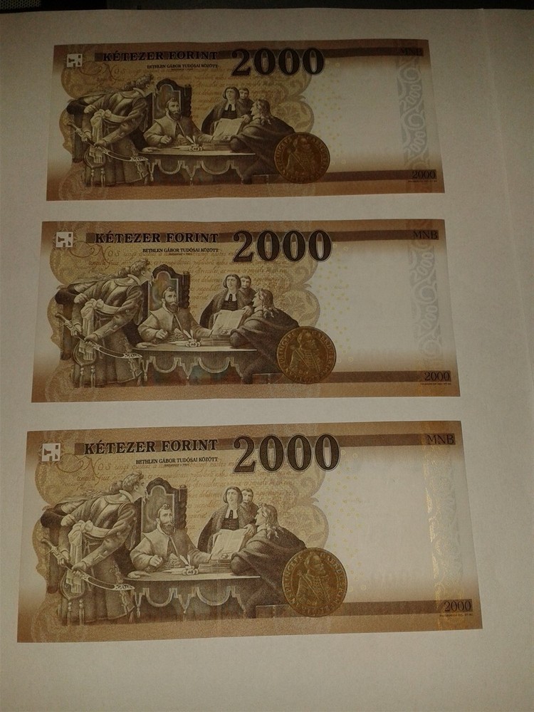 Hungary 2000 forint 2016 / P-204a / UNC / 3 PCS with consecutive serial nr.