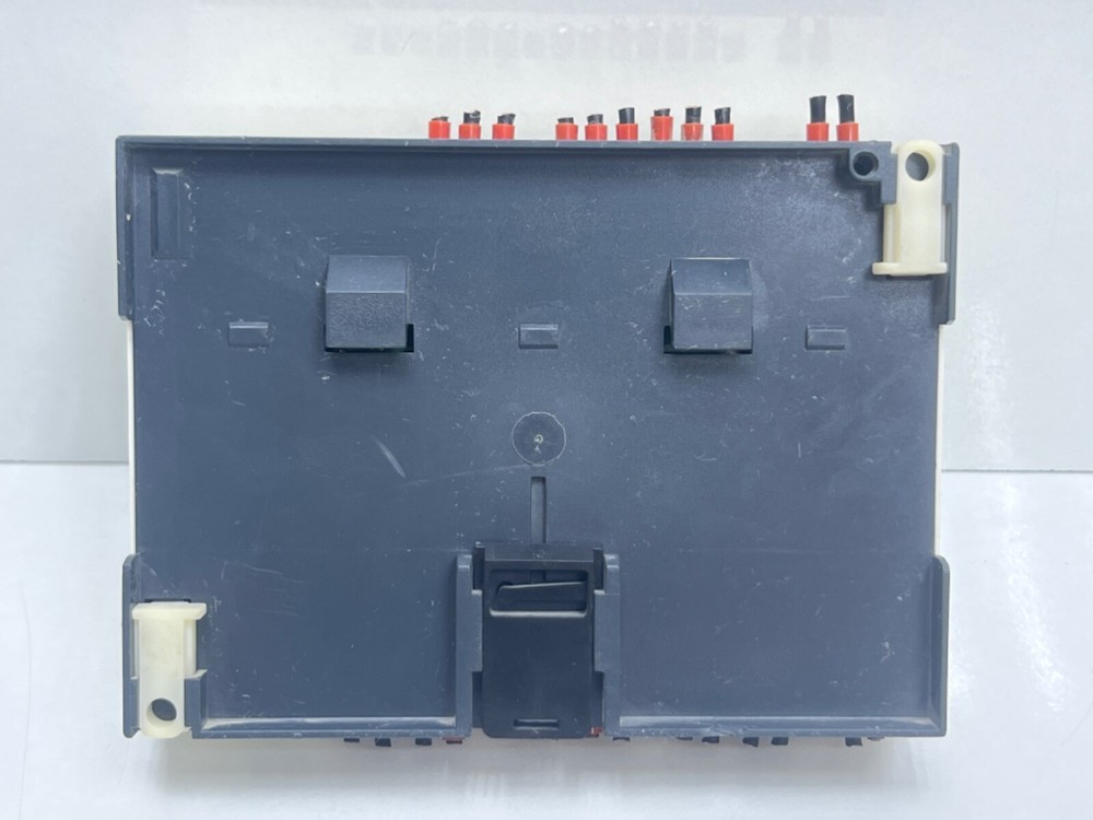 Telemecanique SR2B201FU Programmable Relay