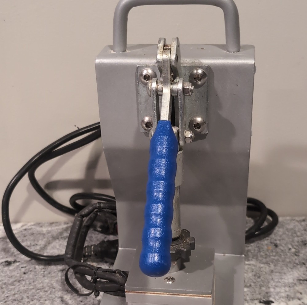 Dulytek Clamshell Manual Heat Transfer Press with Digital Display & Timer