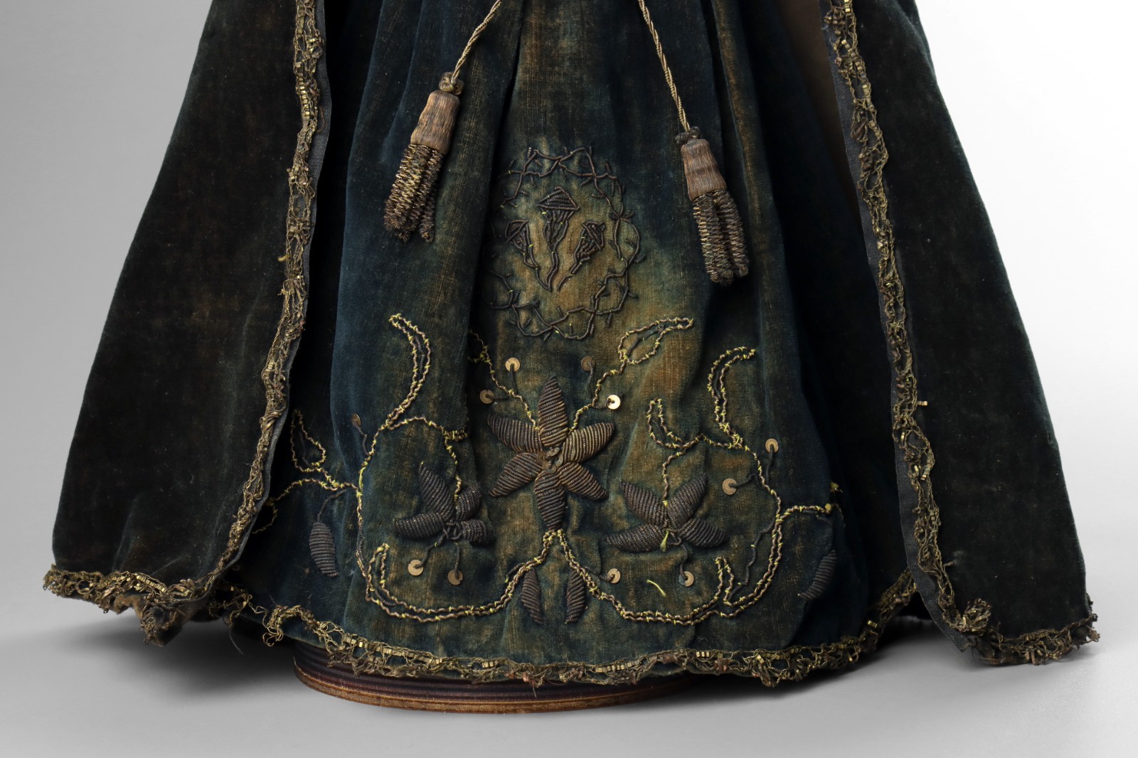 Antique 19th C Carved Wood Polychrome Santos Virgin Mary Madonna Lady of Sorrows