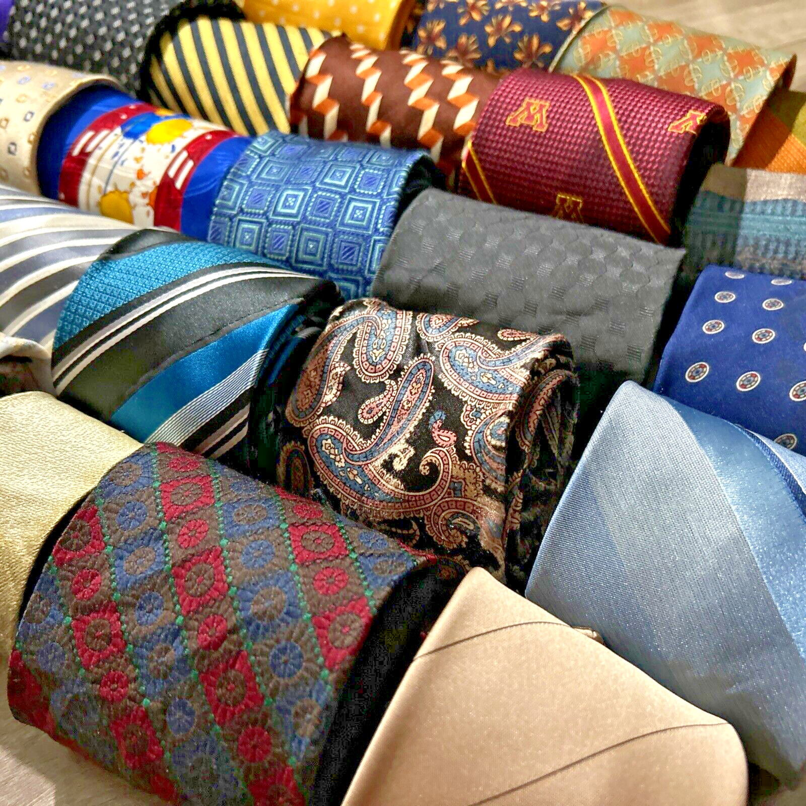 40 Pc Neckties Lot Mix Wear Quilting Craft Cutter Wholesale Tie Lots