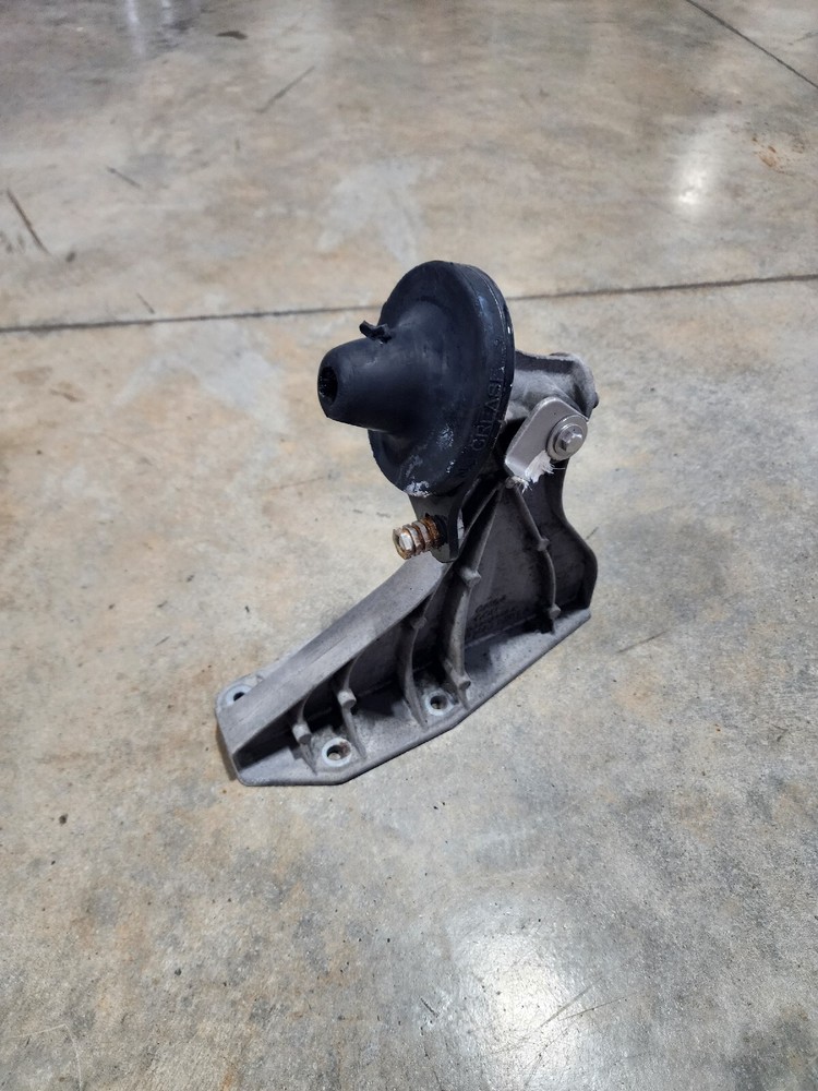 Freightliner 18-59452-001 Hood Latch Support