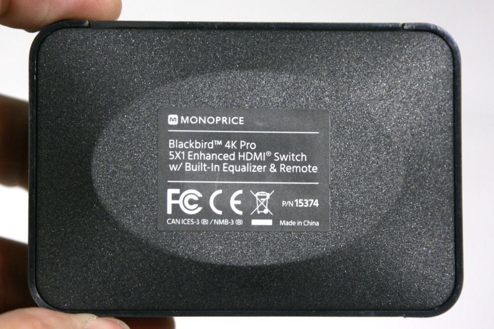 Monoprice 15374Blackbird 4K Pro 5x1 Enhanced HDMI Switch with Equalizer & Remote