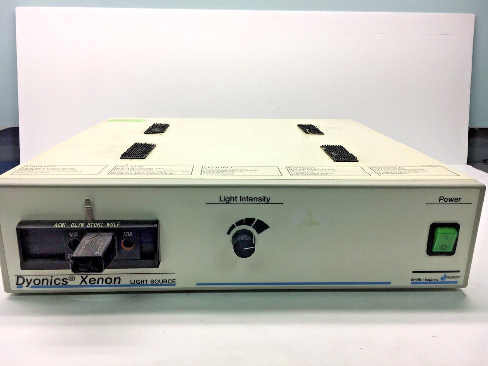 SMITH AND NEPHEW IMAGES XENON XL LIGHT SOURCE REF 7204740