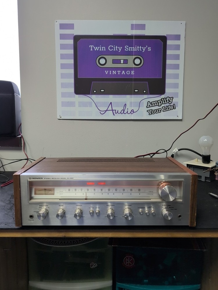 Pioneer SX-550 AM/FM Stereo - Tested & Working. **See Description**
