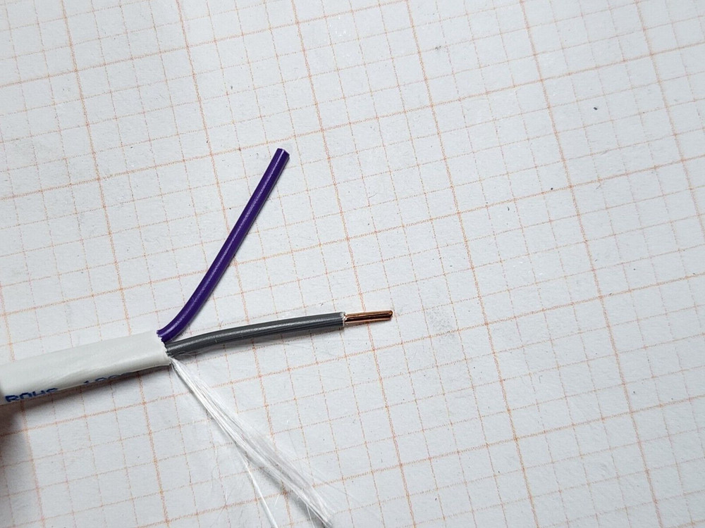 Belden Wire 2285P 18/2C Solid Plenum Light Dimmer Control Cable CMP White /50ft