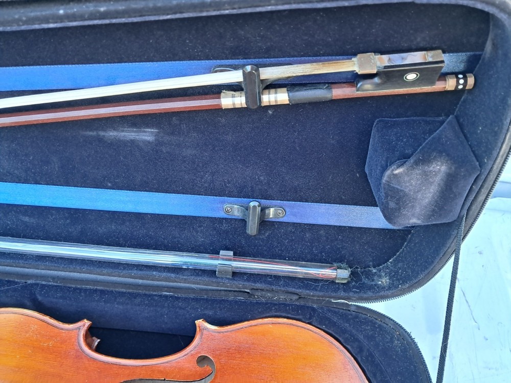 Amati Fine Instruments Violin Model AFV-017 4/4