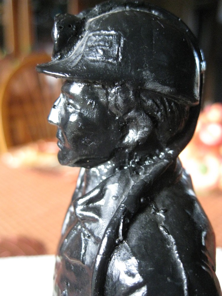 🇺🇸 😃 ⚒️ 🔥 vintage coal miner statue