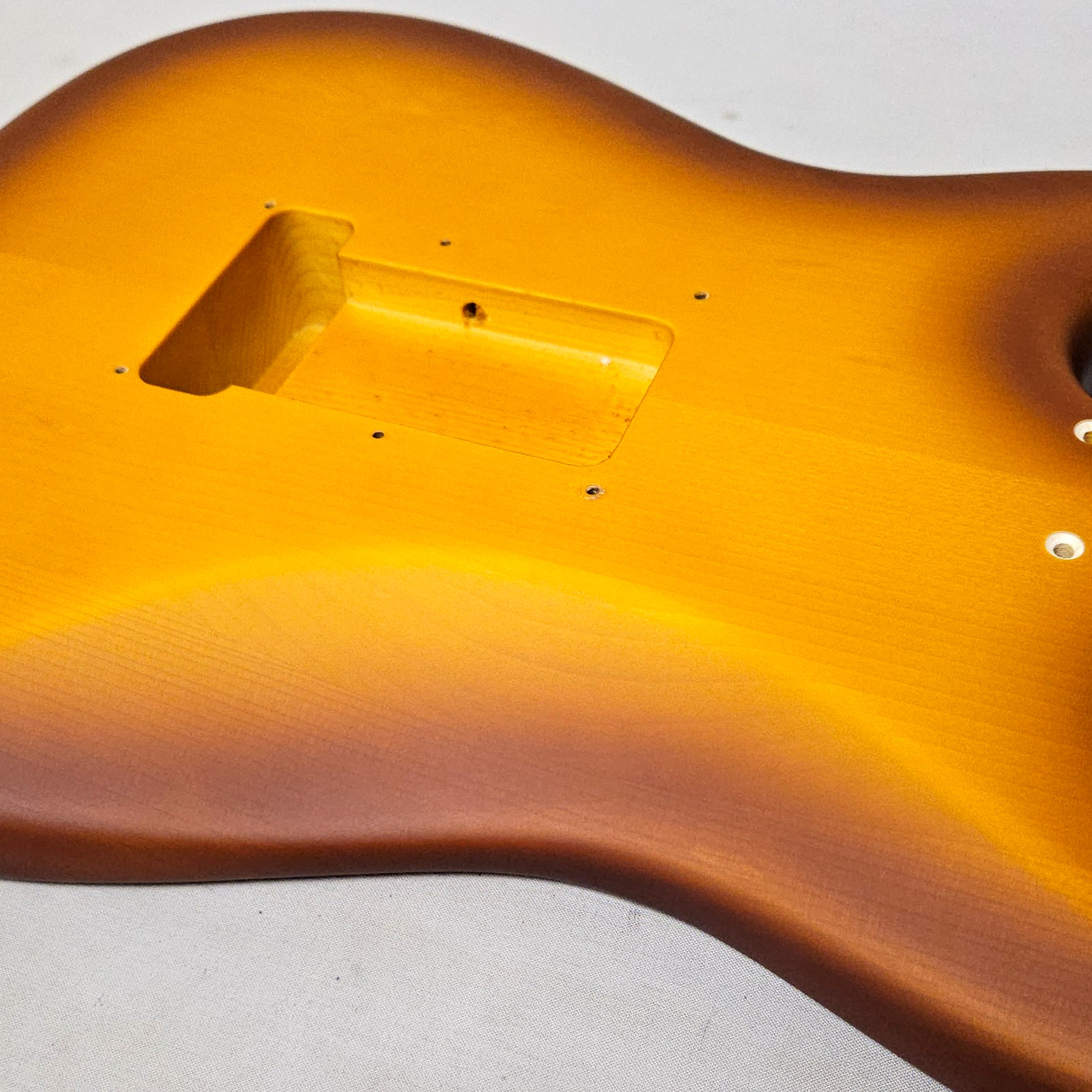 Fender American Performer LE Timber Strat Spruce Body Satin Sunburst USA Guitar