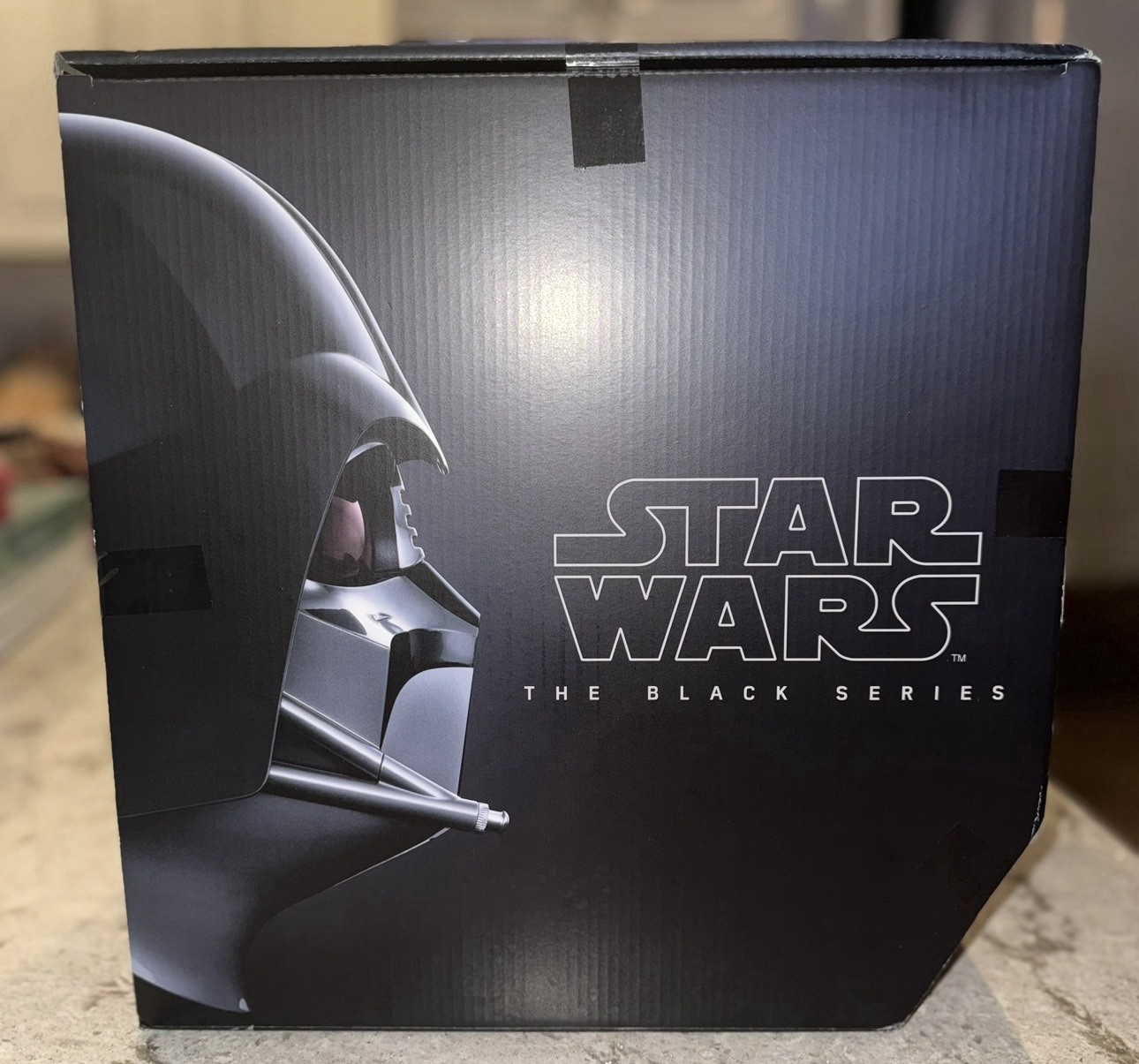 Disney Parks Star Wars The Black Series Darth Vader Premium Electronic Helmet!