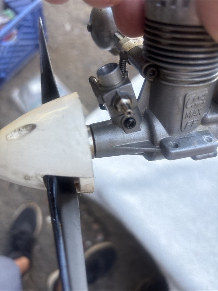 OS MAX 40 Engine & Muffler