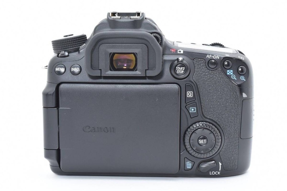 Canon EOS 70D Lens kit 73076