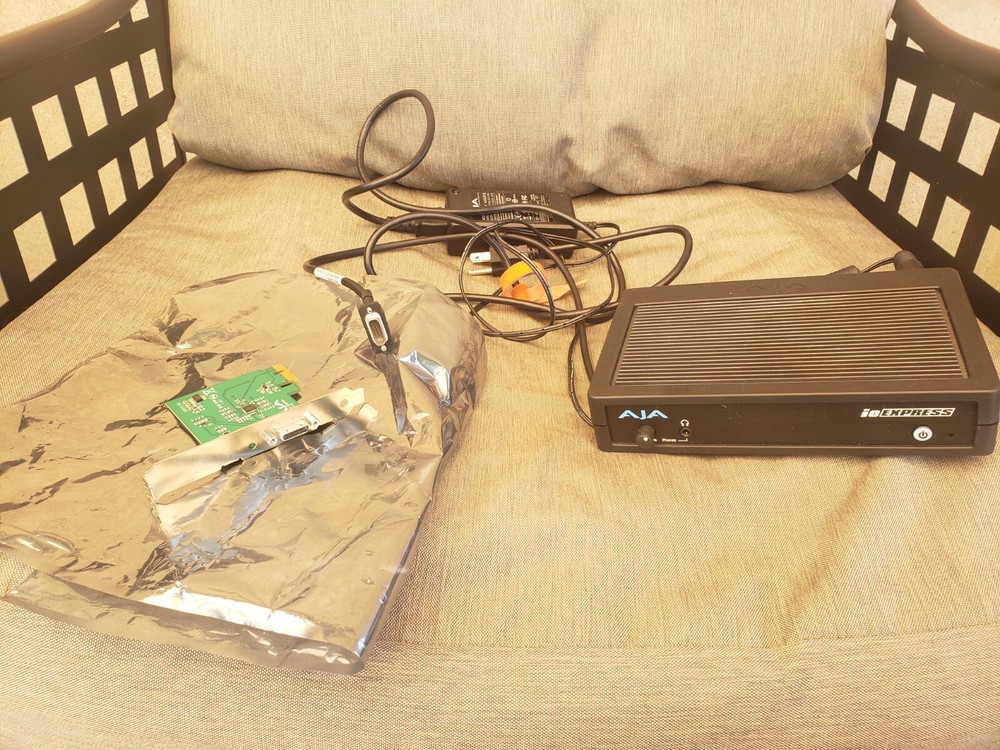 AJA IO-Express with PCIe HD/SD for MAC/PC