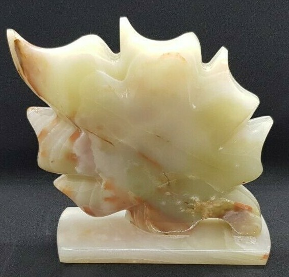 GREEN ONYX HANDCRAFTED, MAPLE LEAF CLOCK, HEIGHT - 6"