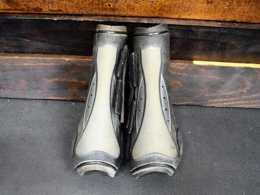Thinline Open Front Boots - Front - Full
