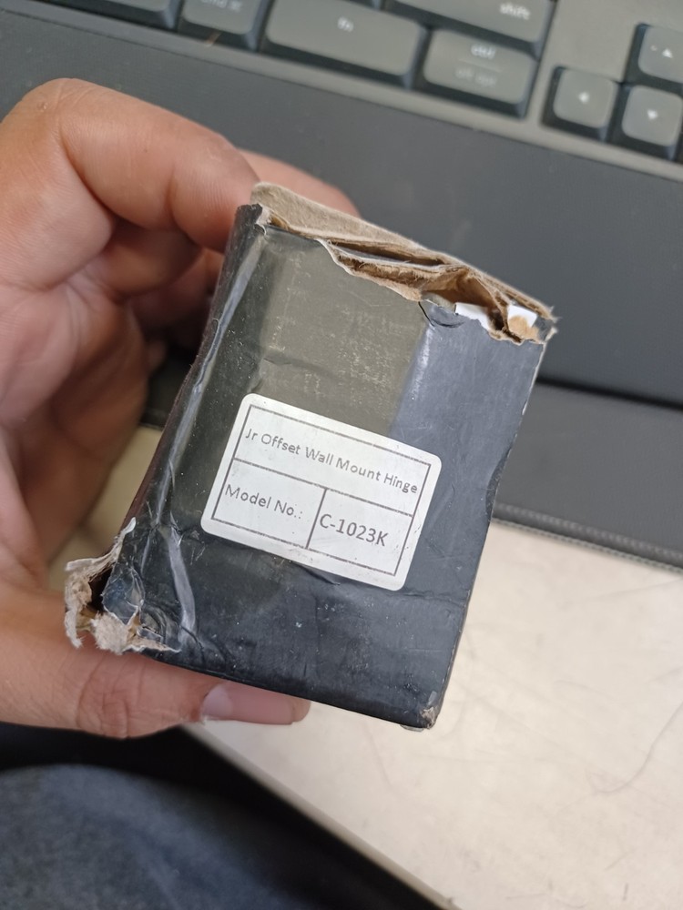 Coastal Jr Offset Wall Mounting Hinge C-1023K