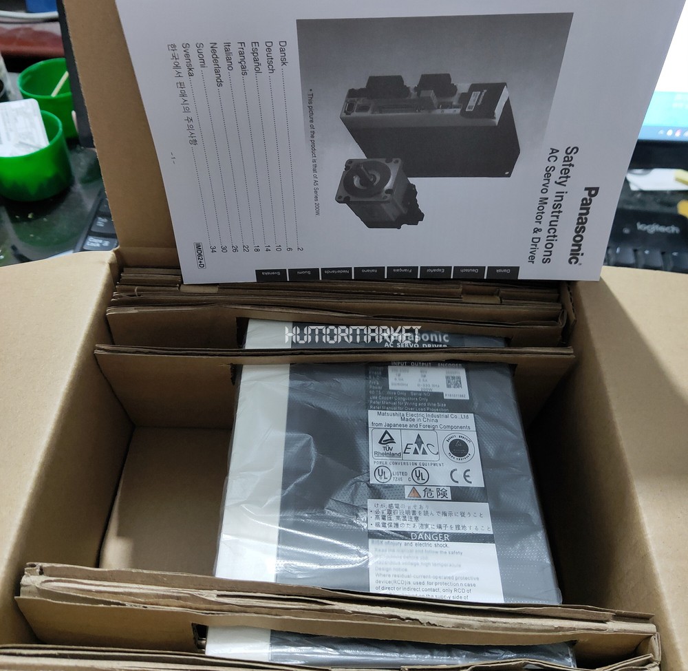 ONE PANASONIC AC SERVO DRIVER MSDA021A1A NEW