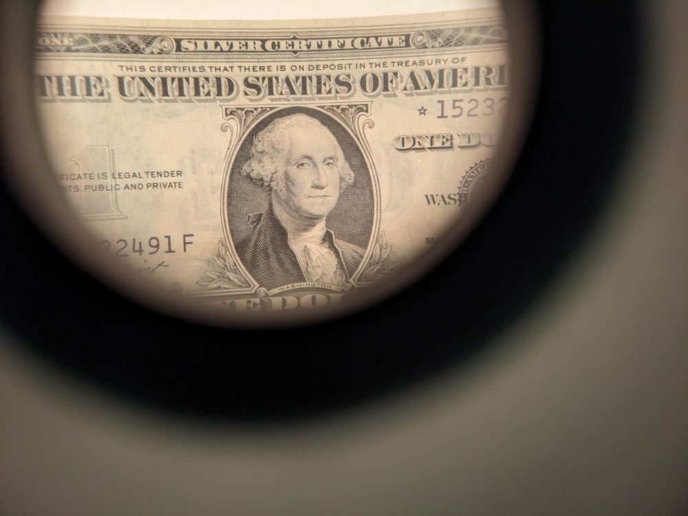 1935E Blue Seal One Dollar Silver Certificate Note Crisp - Off Center