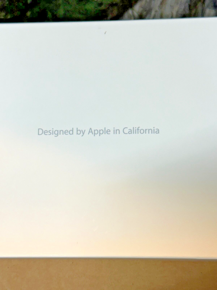 Apple A1243 Wired USB Keyboard & A1152 Mighty Mouse Box Set Sealed