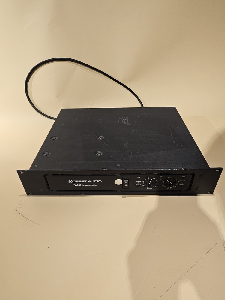 Crest Audio FA901 Power Amplifier