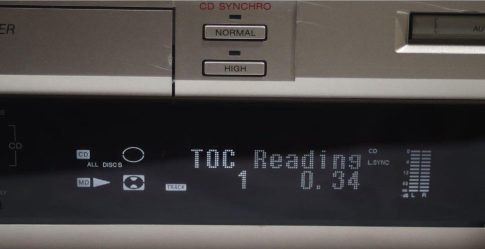 SONY MXD-D5C Combination Deck Used