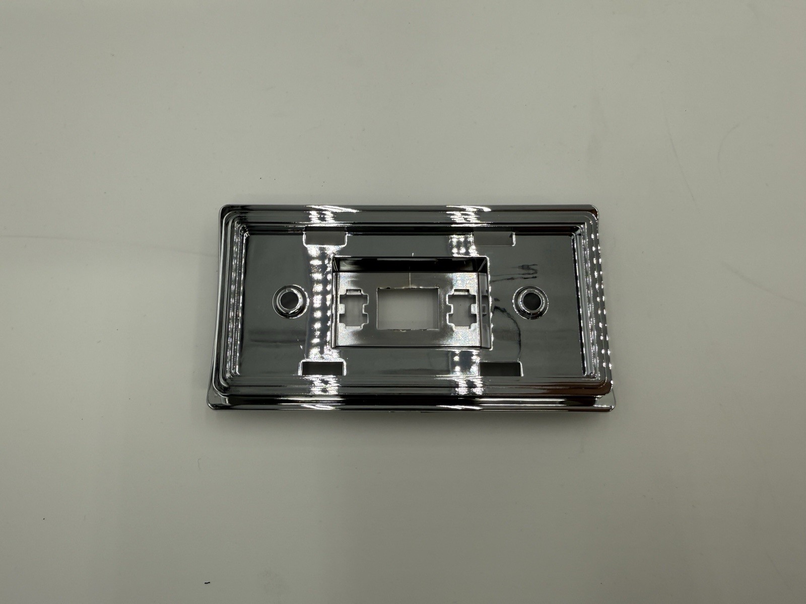 1984-87 CHEVROLET GMC C10 C20 CHROME DOME LIGHT BASE AND CLEAR LENS NEW