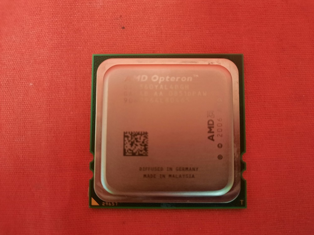 AMD Opeteron 8360 SE 2.5 GHz Quad-Core CPU 2.5G Socket F Processor 8461