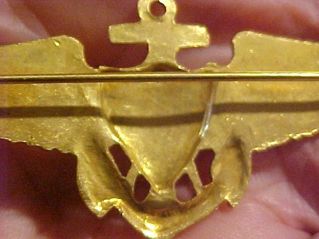 WW2 US NAVY U.S.N. PILOT WING PIN CHEST SIZE